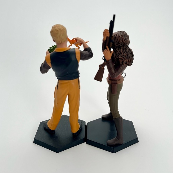 Wash & Zoe Loot Crate 5” Figurines Firefly/Serenity✨ - Picture 4 of 8